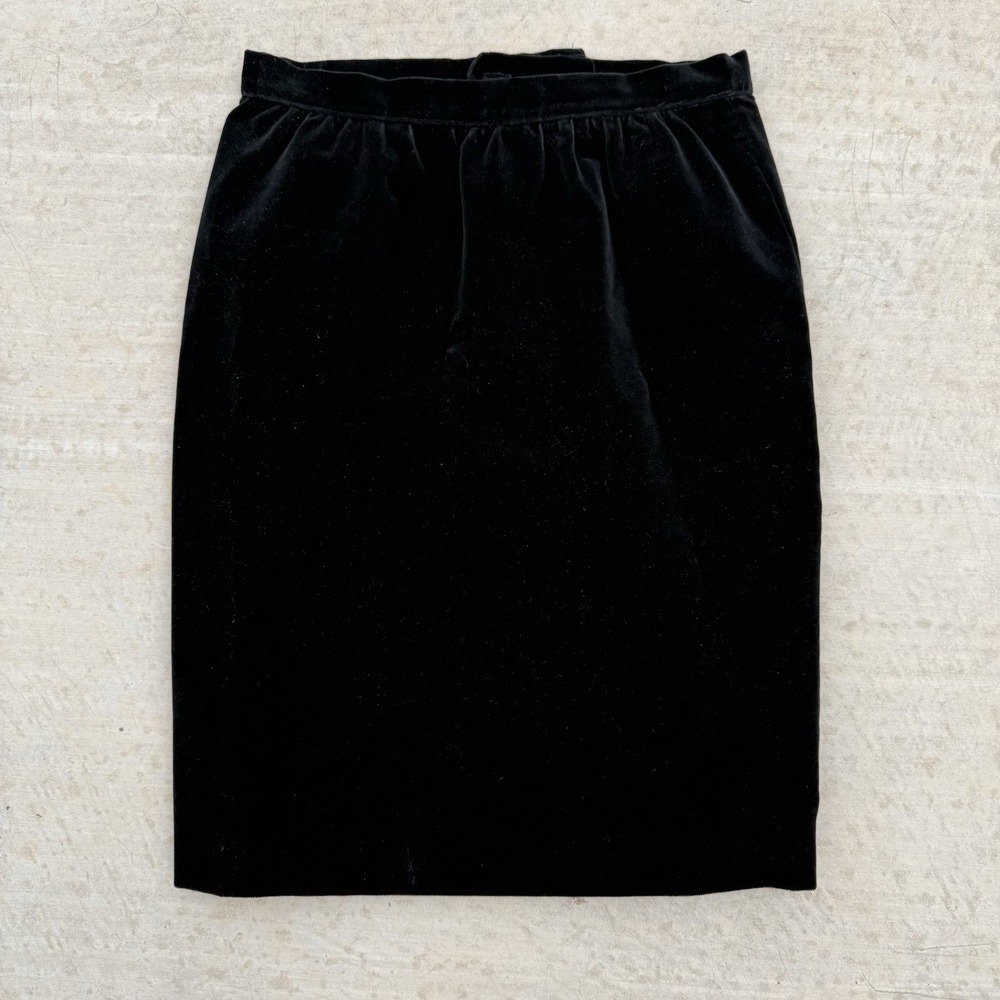 Vintage Black Velvet Witchy Gothic Holiday Hollywood Regency Glam Pencil‎ Skirt